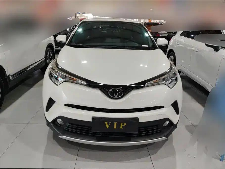 2018 Toyota IZOA 2.0L Aeolus Sunroof Edition (National VI Emission Standard) — миниатюра 2