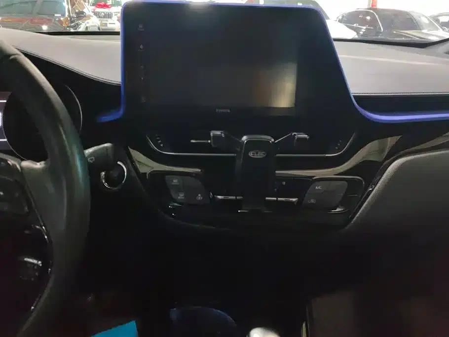 2018 Toyota IZOA 2.0L Aeolus Sunroof Edition (National VI Emission Standard) — миниатюра 13