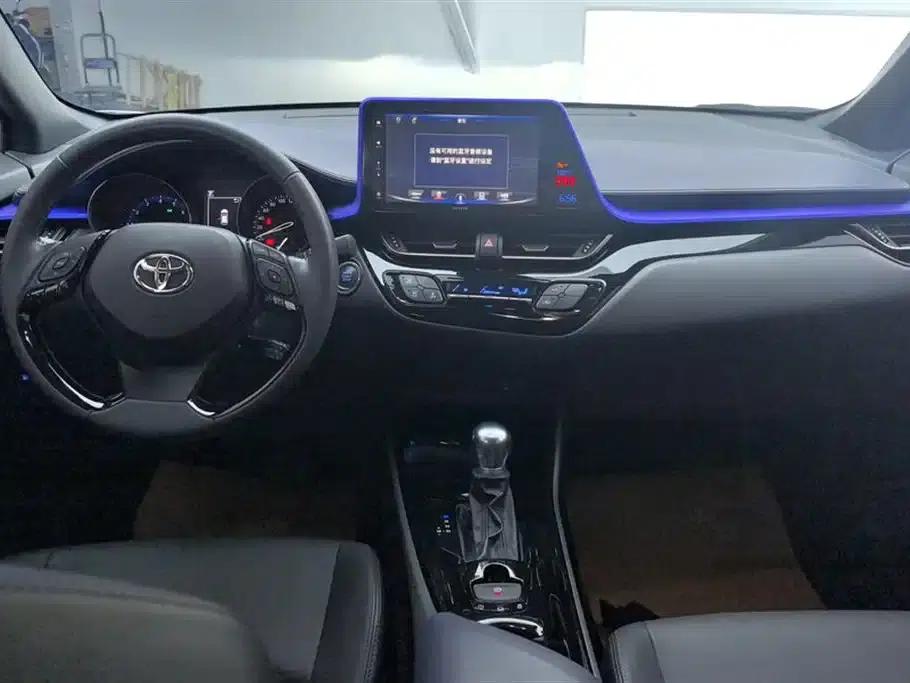 2020 Toyota IZOA 2.0L Ecstasy Edition — миниатюра 12
