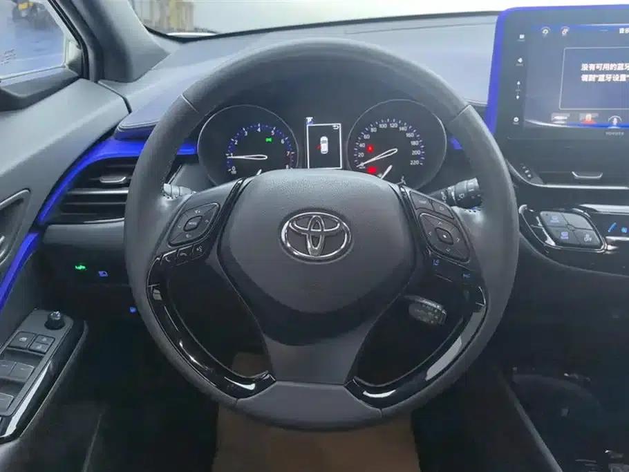 2020 Toyota IZOA 2.0L Ecstasy Edition — миниатюра 15