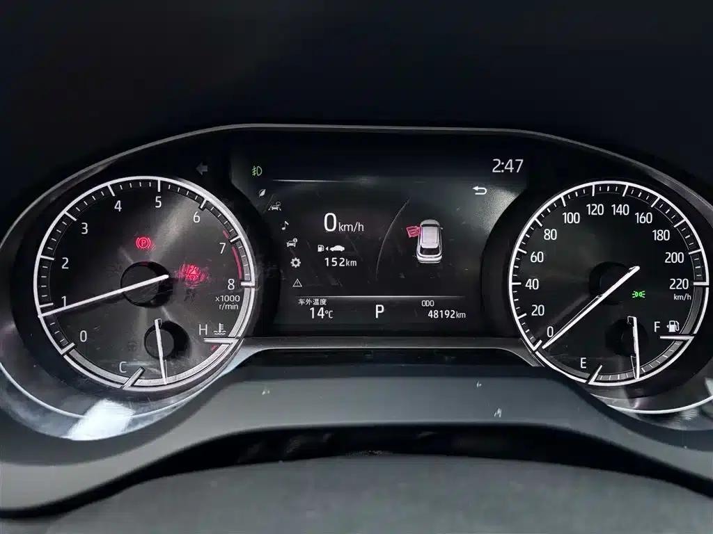 Venza 2022 2.0L CVT 2WD Premium Edition — миниатюра 15