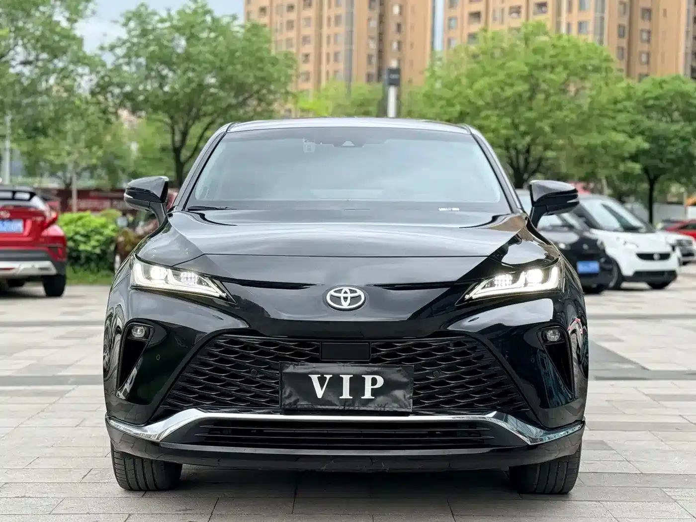 Venza 2023 2.0L CVT 2WD Premium Edition — миниатюра 2