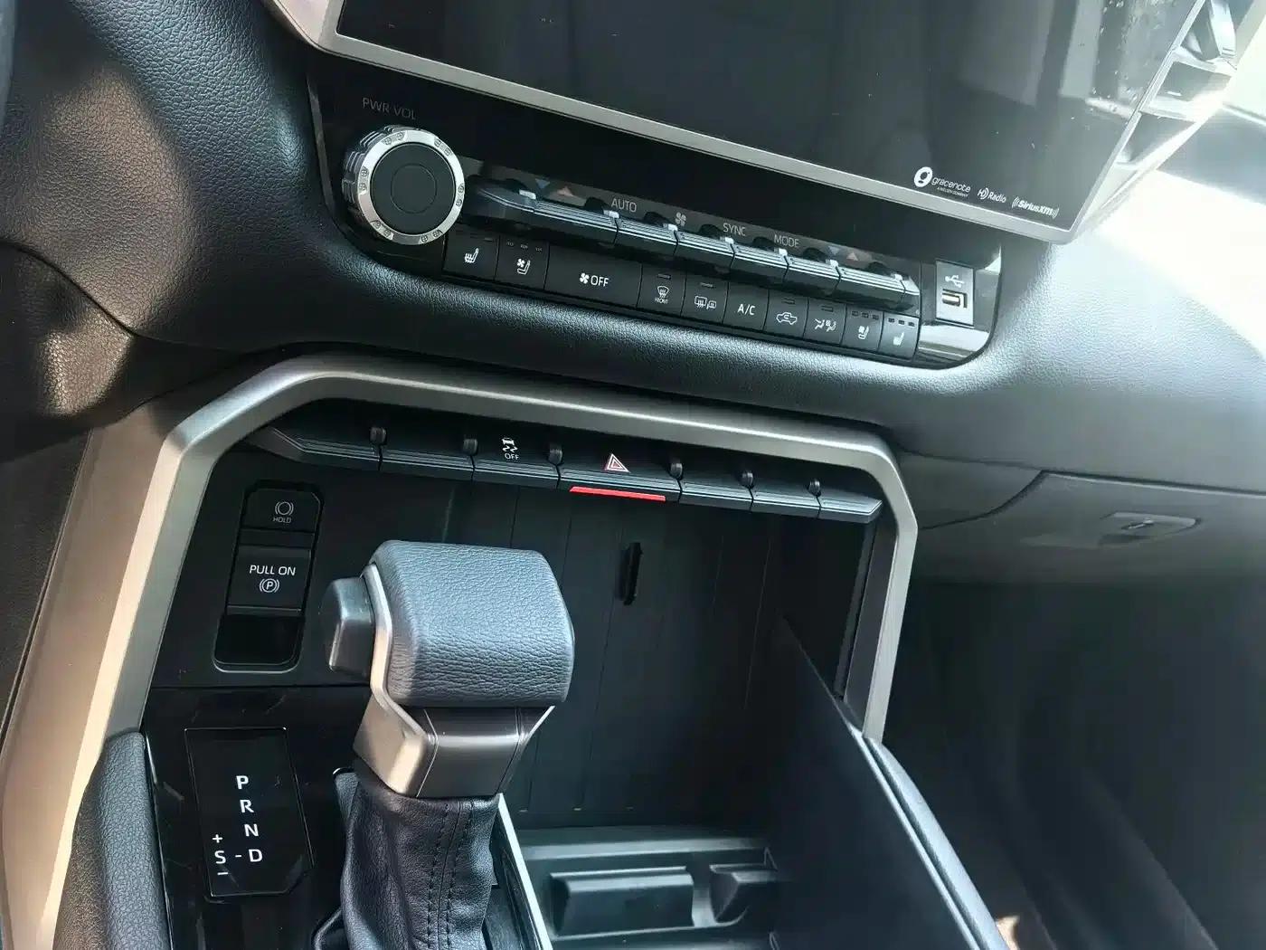 2023 Tundra LTD Hybrid — миниатюра 16