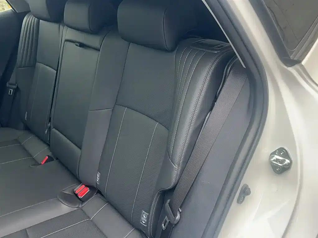 HARRIER 2023 Hybrid 2.5L CVT 4WD Premium Edition — миниатюра 17