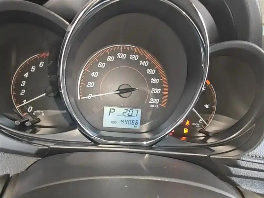 YARiS L 2020 1.5L CVT Leading Edition — миниатюра 12