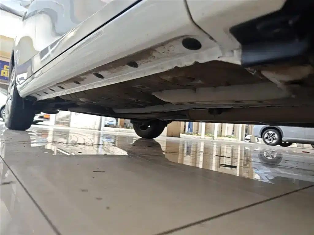 YARiS L 2020 1.5L CVT Leading Edition — миниатюра 21