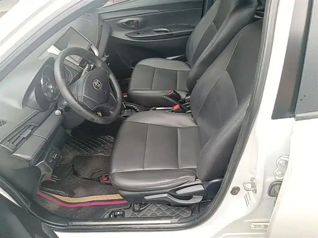 YARiS L 2017 1.5E CVT Dynamic Edition — миниатюра 15