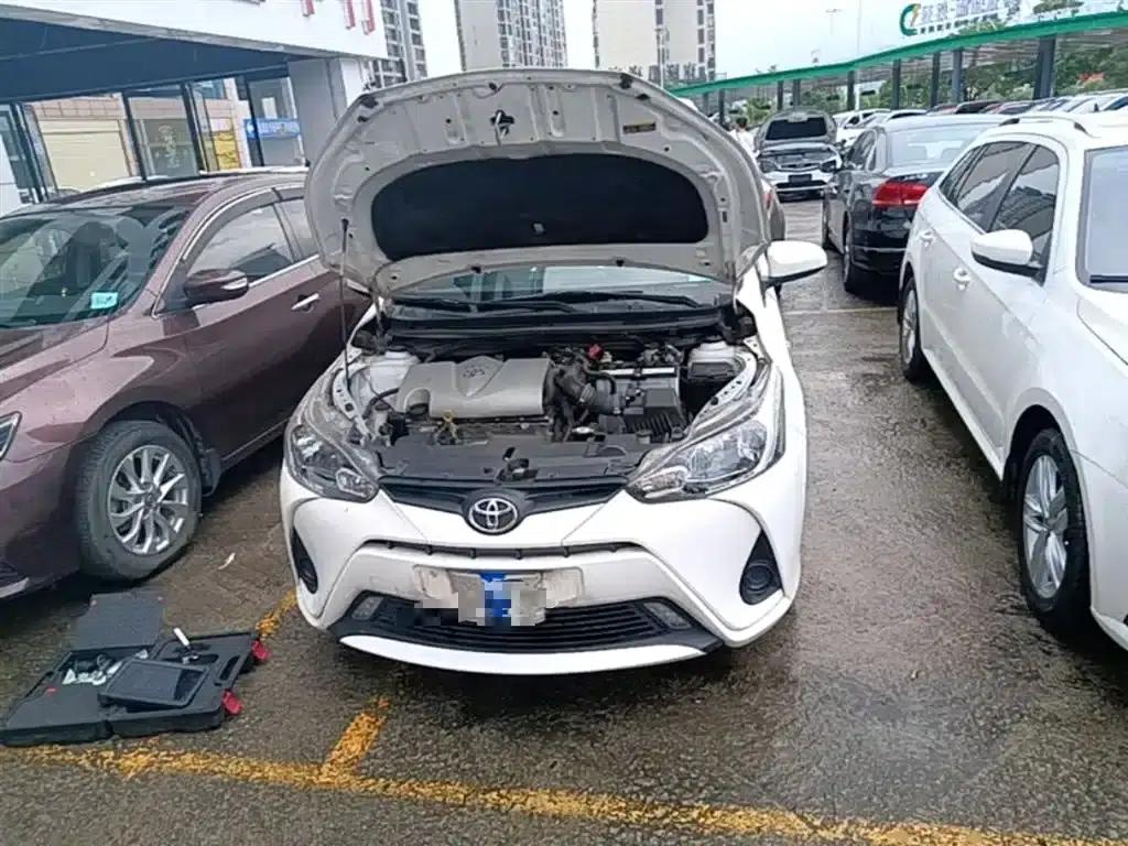 YARiS L 2017 1.5E CVT Dynamic Edition — миниатюра 20