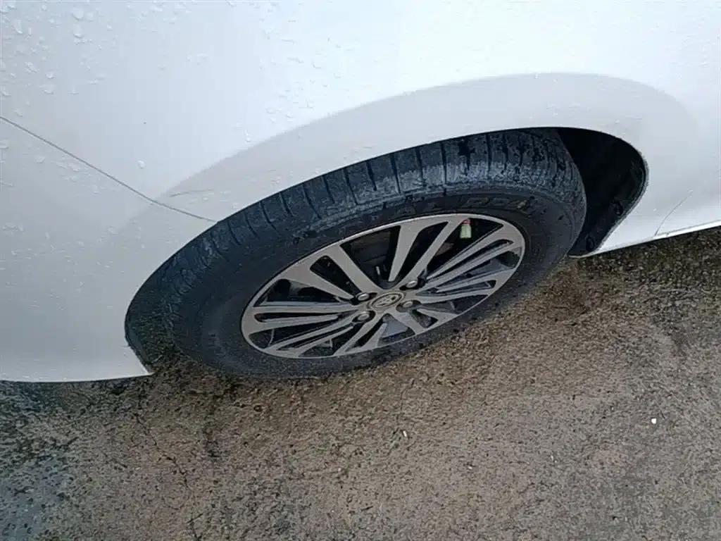 YARiS L 2017 1.5E CVT Dynamic Edition — миниатюра 23