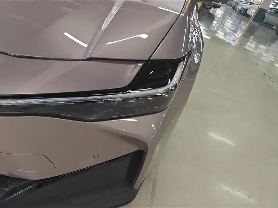 Toyota bZ3 2023 model, 616km long range Premium — миниатюра 5