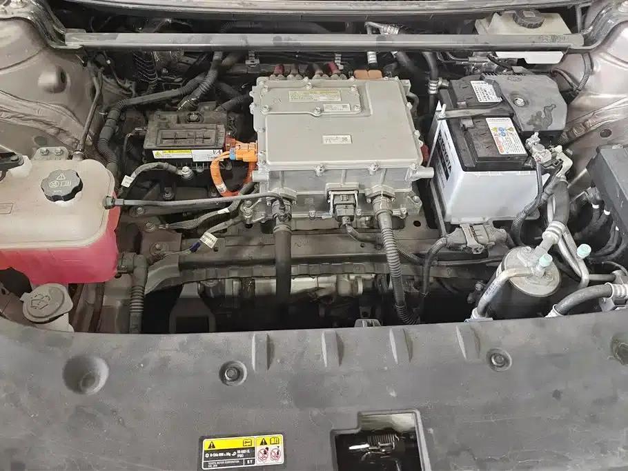 Toyota bZ3 2023 model, 616km long range Premium — миниатюра 10