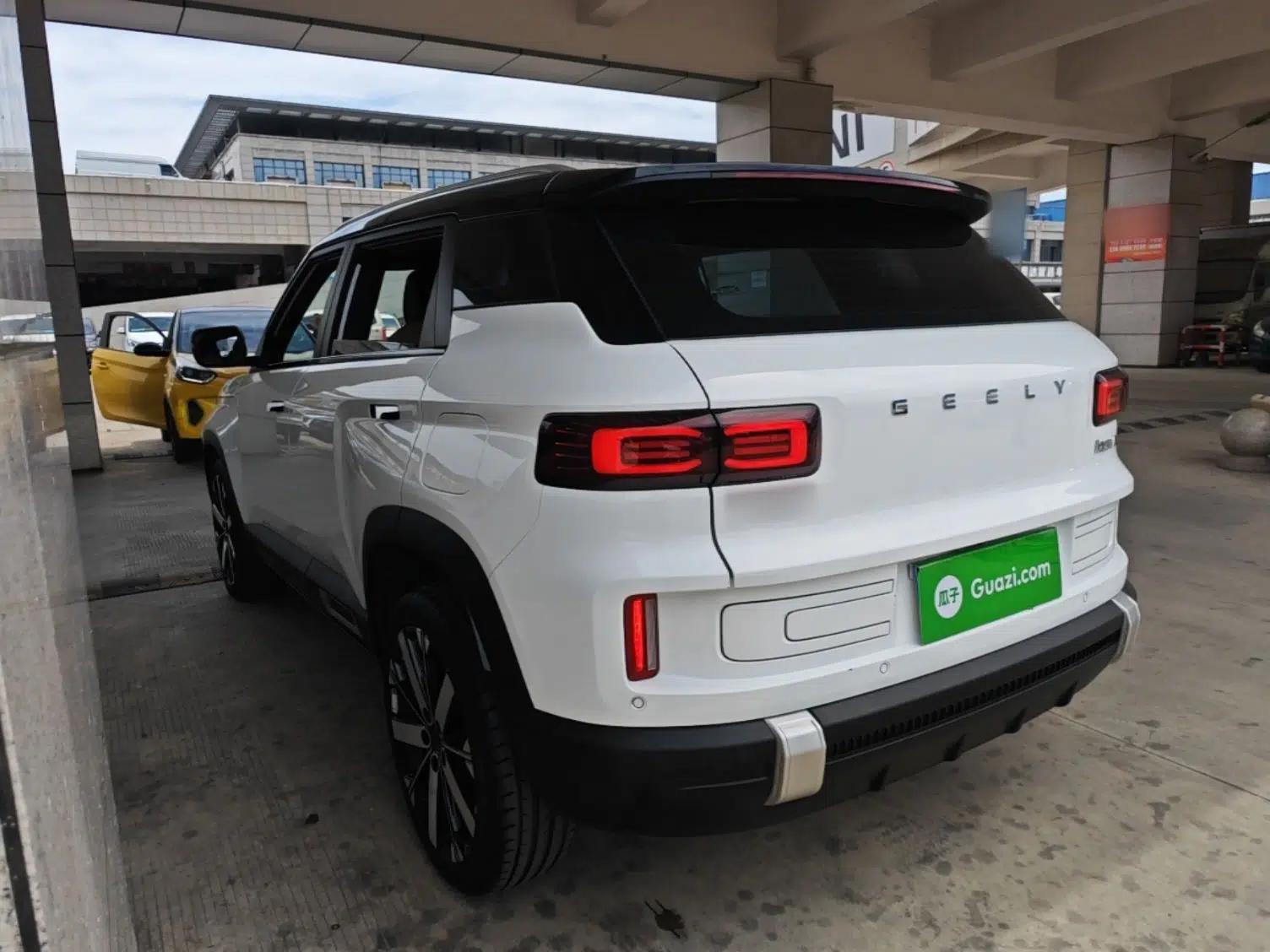 Geely Auto icon 2023 1.5TD Chocolate Smoothie Edition — миниатюра 7