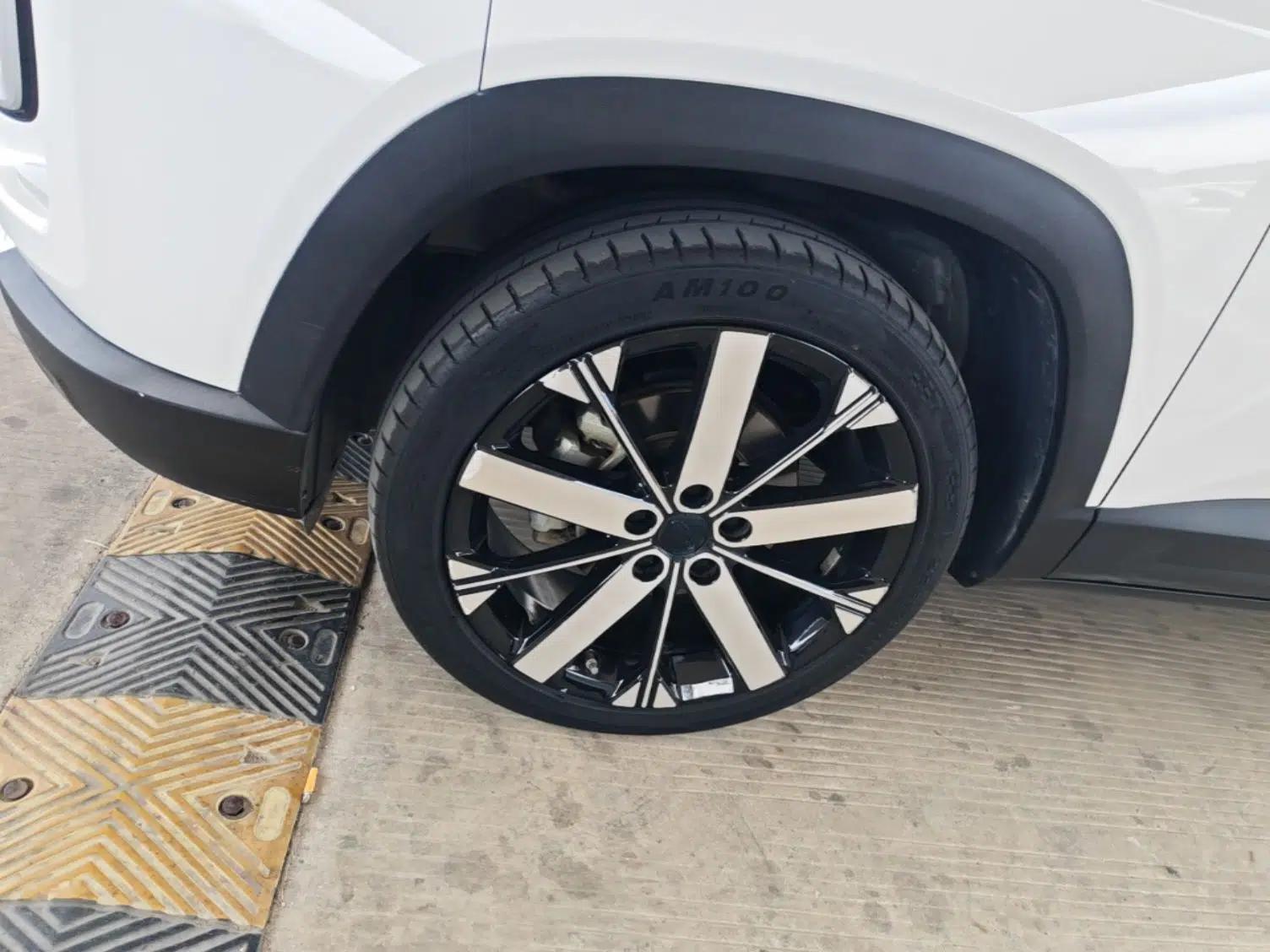 Geely Auto icon 2023 1.5TD Chocolate Smoothie Edition — миниатюра 9