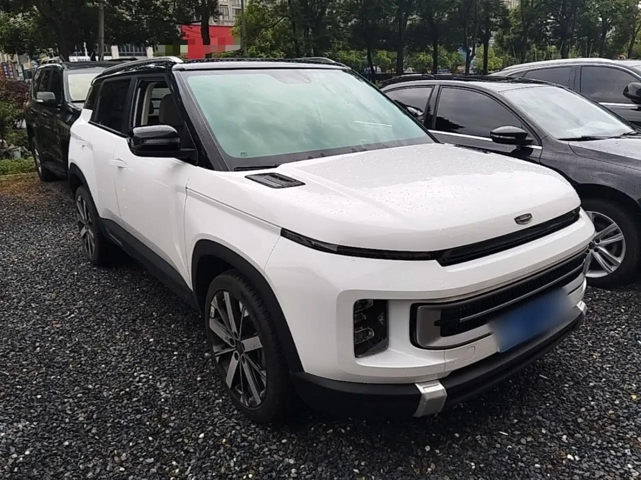 Geely Auto icon 2023 1.5TD Chocolate Smoothie Edition — миниатюра 3