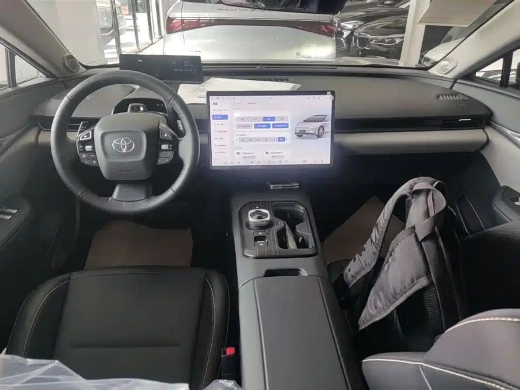 Toyota BZ5 2025 630 MAX Smart Edition — миниатюра 10