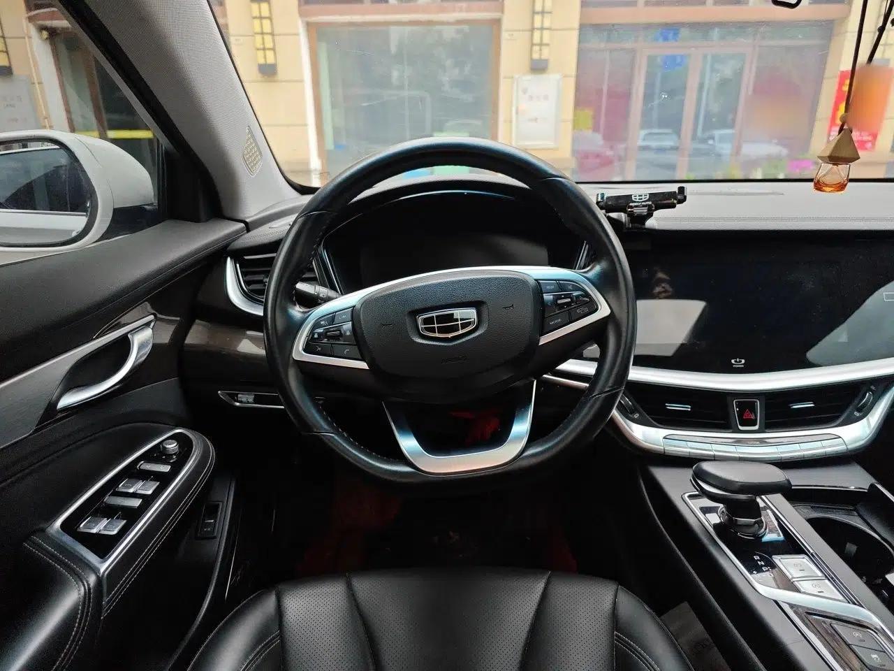 Geely Auto Emgrand GT 2018 1.5T MHEV Yaoxiang Edition — миниатюра 11