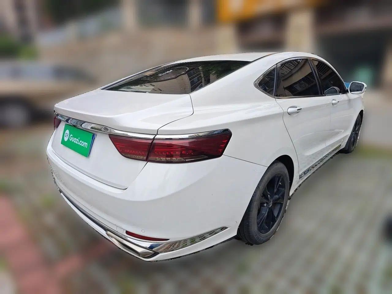 Geely Auto Emgrand GT 2018 1.5T MHEV Yaoxiang Edition — миниатюра 6