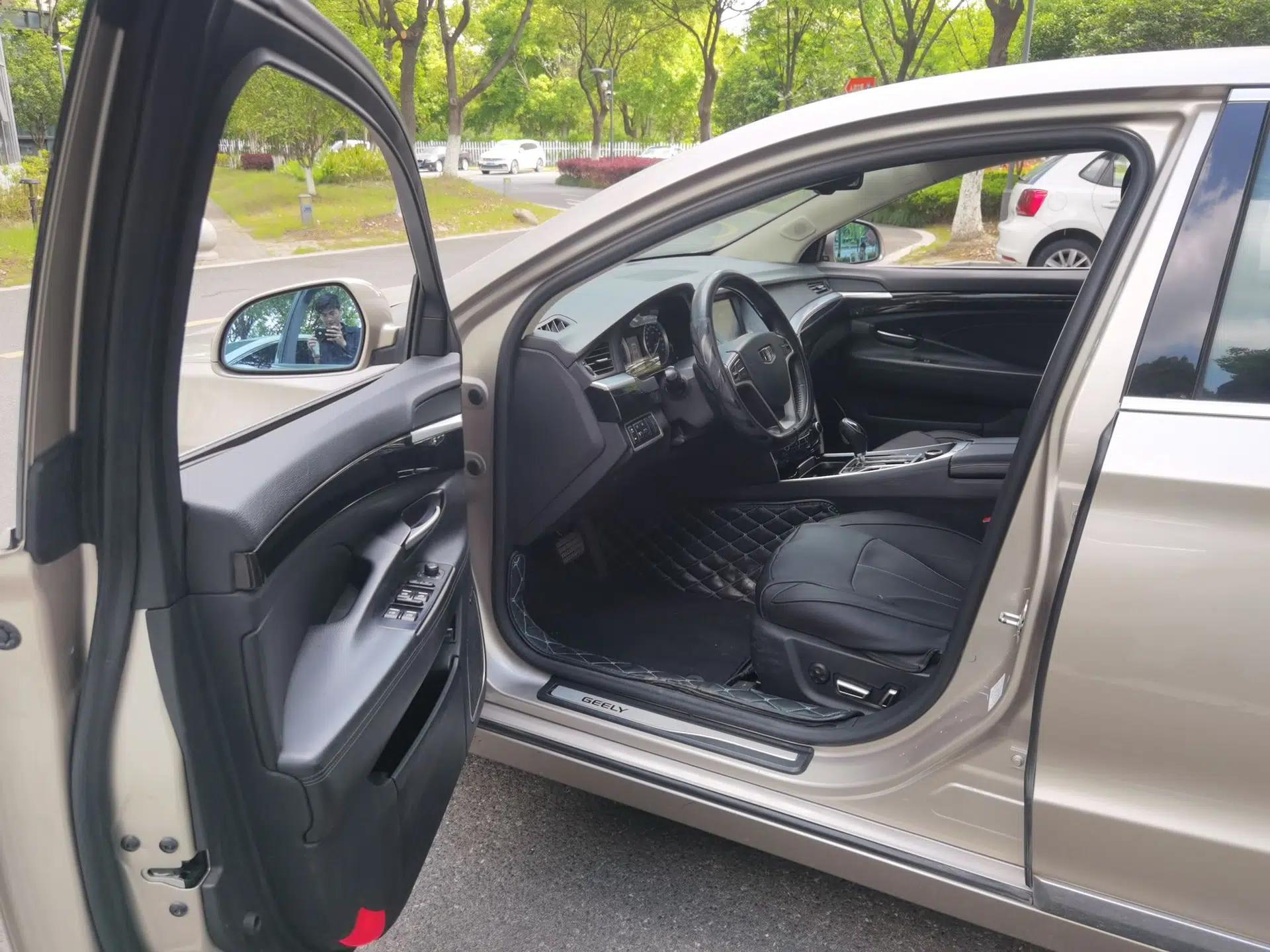 Geely Auto Emgrand GT 2016 2.4L Zunya Model — миниатюра 17