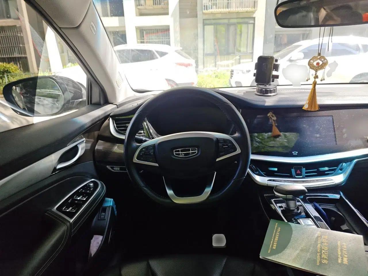 Geely Auto Emgrand GT 2020 1.5T MHEV Yaoxiang Edition — миниатюра 11