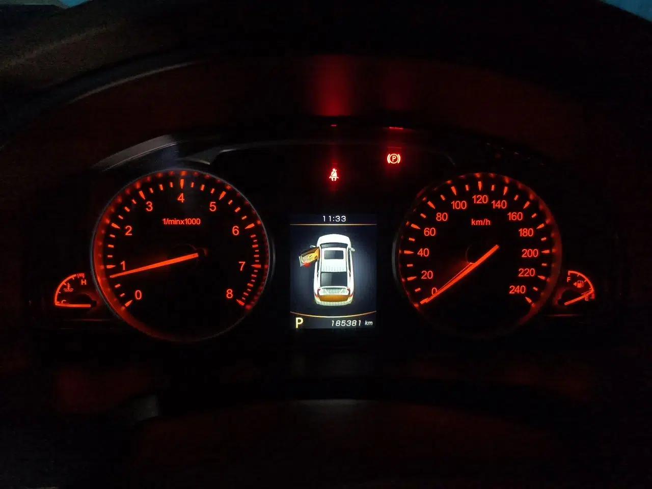 Geely Auto Emgrand GT 2016 1.8T Zunya Model — миниатюра 12