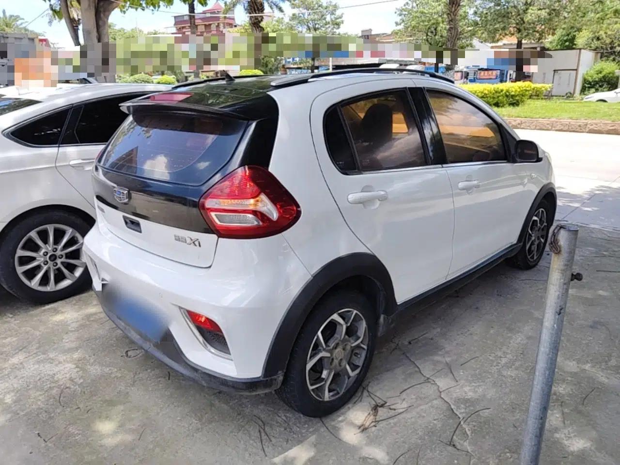 Geely Auto Vision X1 2017 1.3L Automatic Player Edition — миниатюра 6