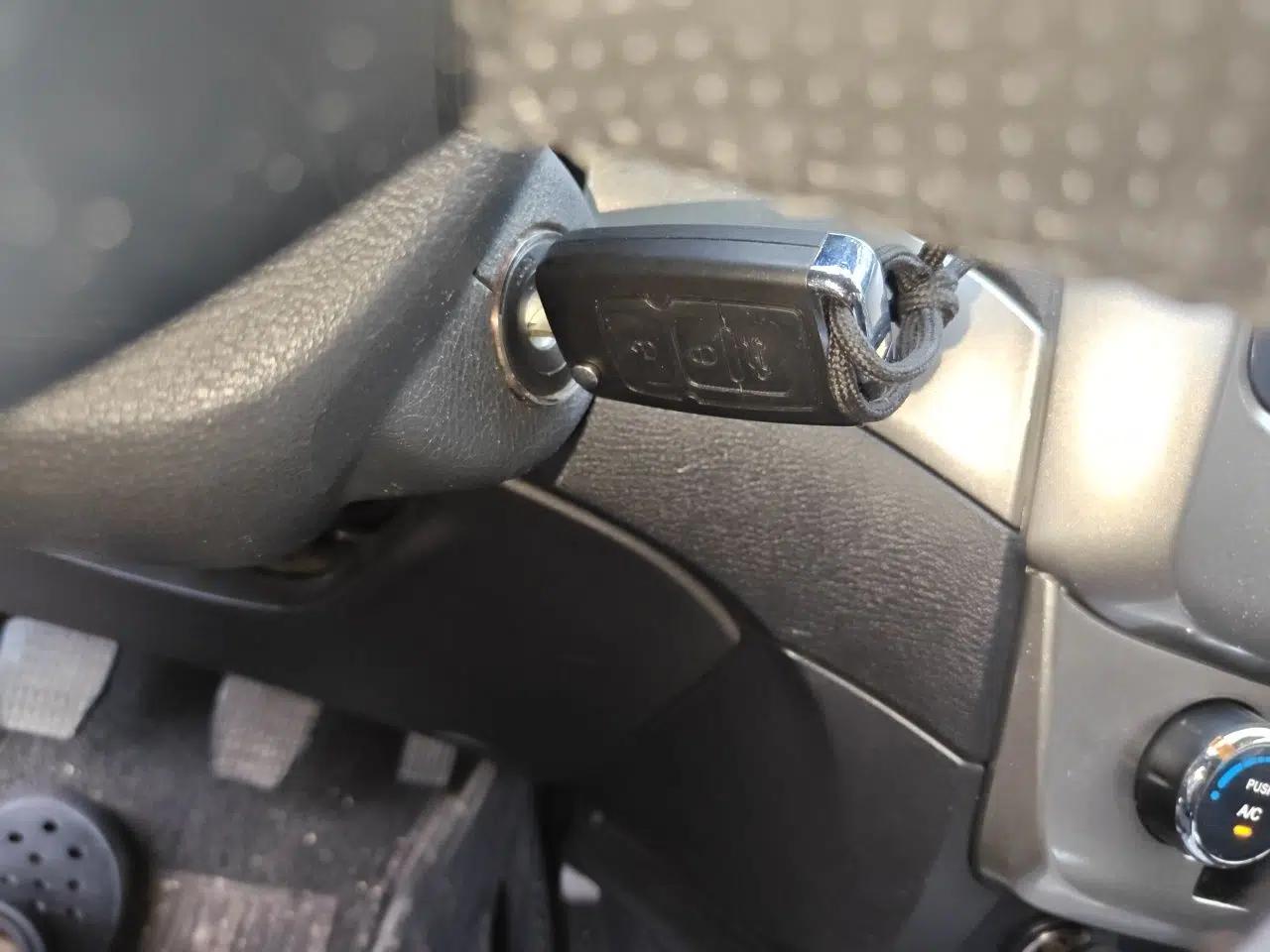 Geely Auto GX7 2015 Classic Edition 1.8L Manual Elite Model China V Standard — миниатюра 9