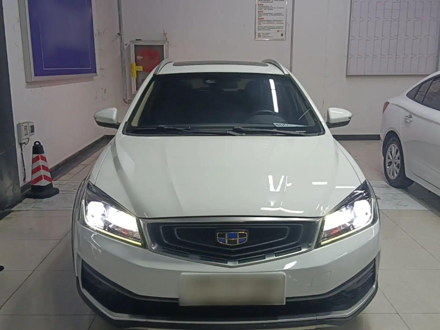 Geely Auto Vision S1 2018 1.5L Manual FENGXING Model — миниатюра 2