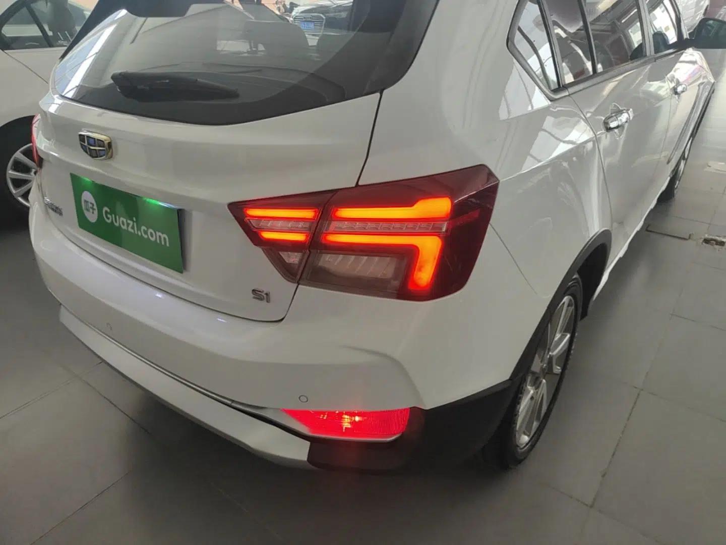 Geely Auto Vision S1 2018 1.5L Manual Fong Chi Model — миниатюра 7