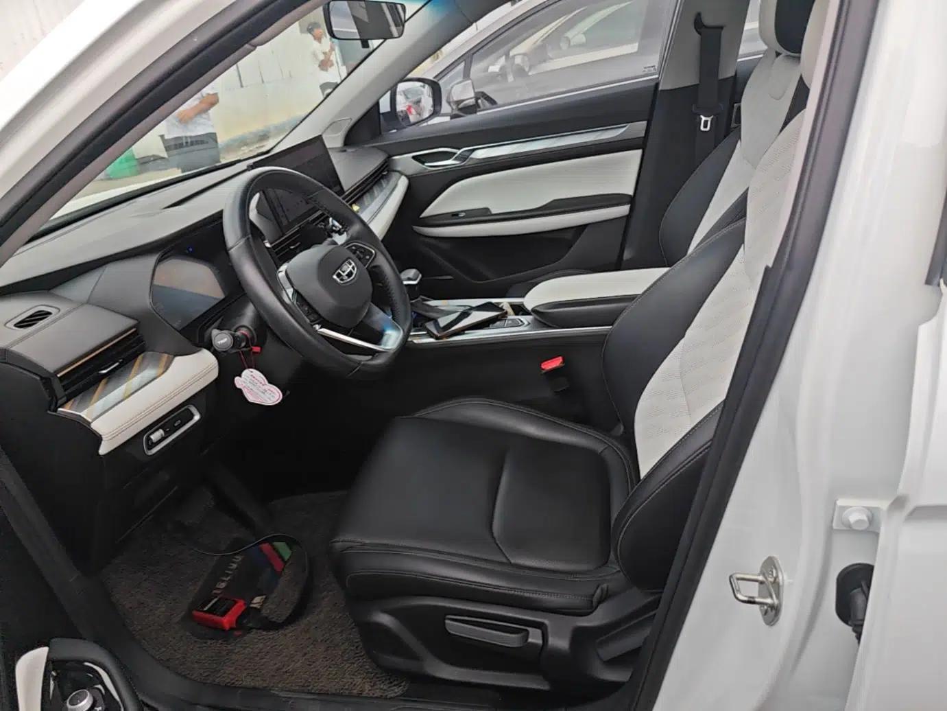 Geely Auto Emgrand L 2022 1.4T CVT Flagship Edition — миниатюра 18