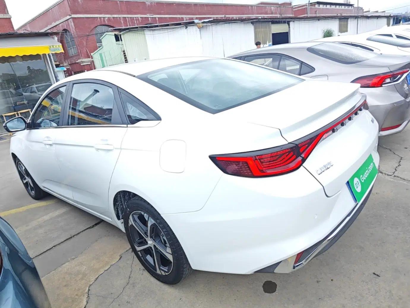 Geely Auto Emgrand L 2022 1.4T CVT Flagship Edition — миниатюра 4