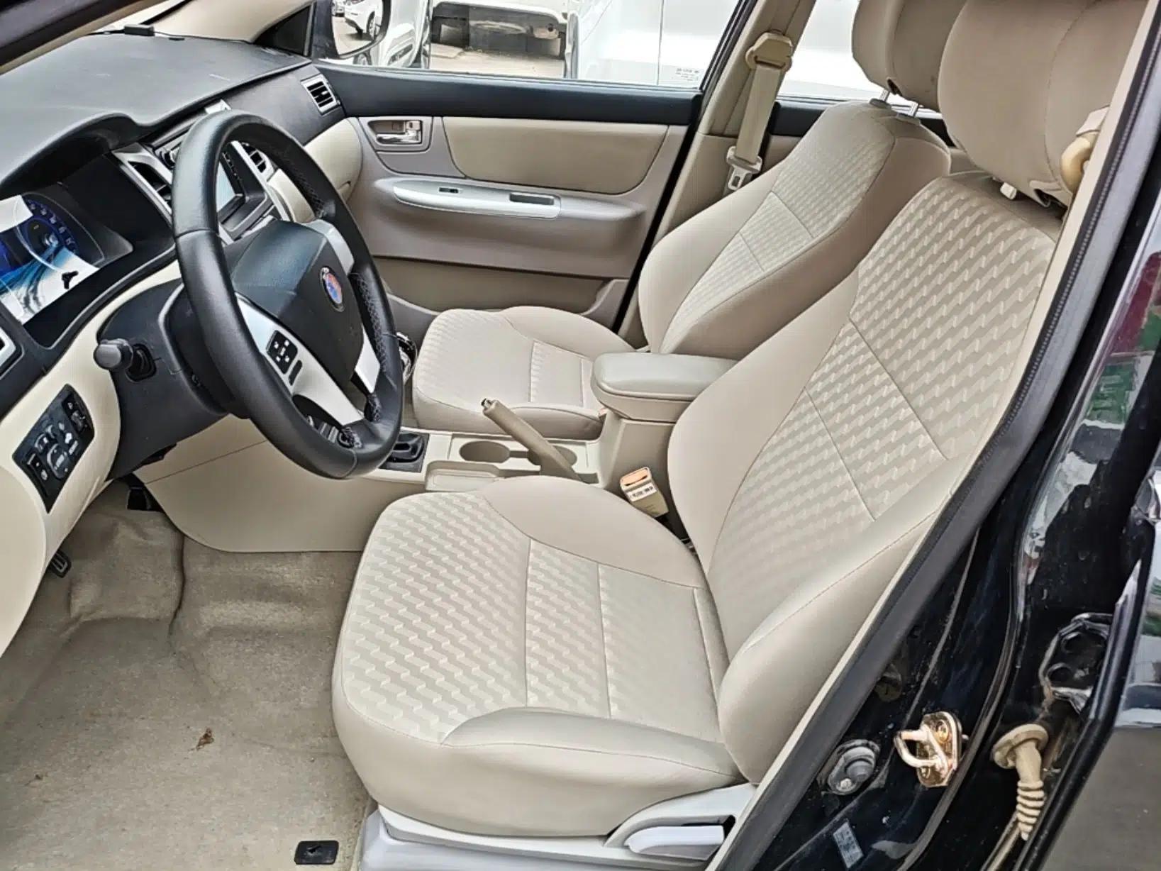 Geely Auto Ocean 2014 1.5L Manual Elite Model — миниатюра 18