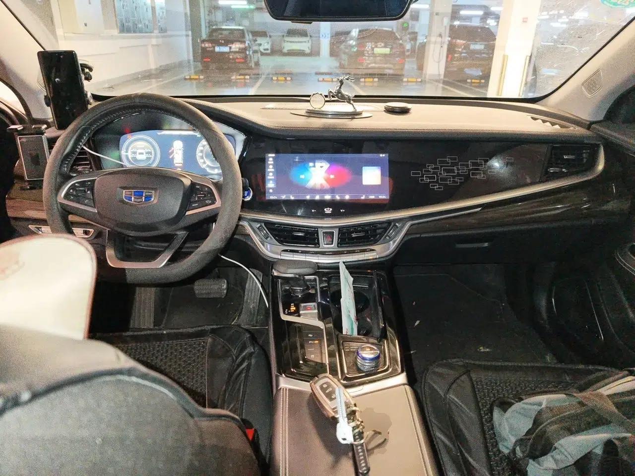 Geely Auto Emgrand GT New Energy 2018 1.5T PHEV Yao Ling Edition — миниатюра 10