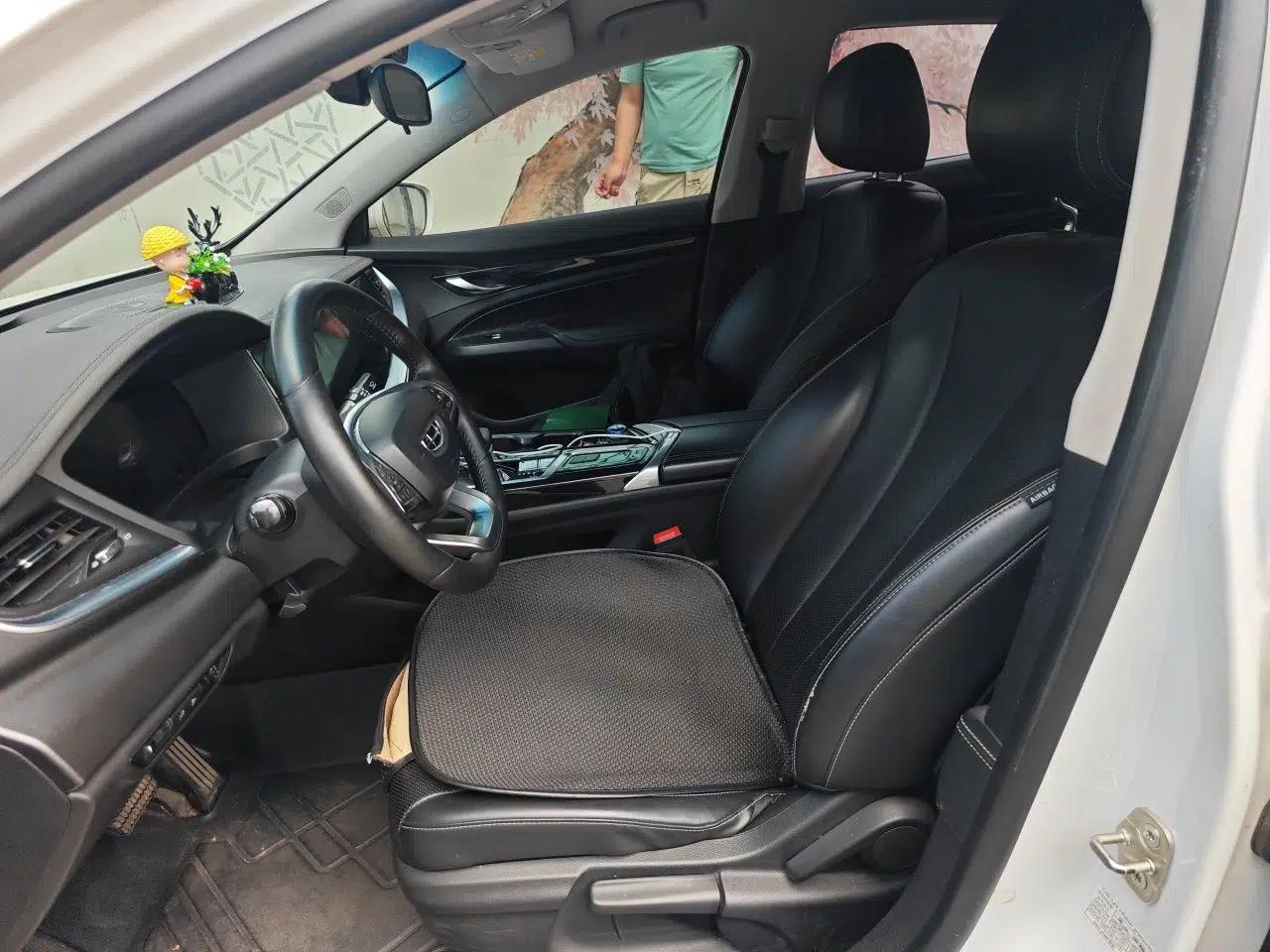 Geely Auto Emgrand GT New Energy 2021 1.5T ePro Enjoyment Edition — миниатюра 16