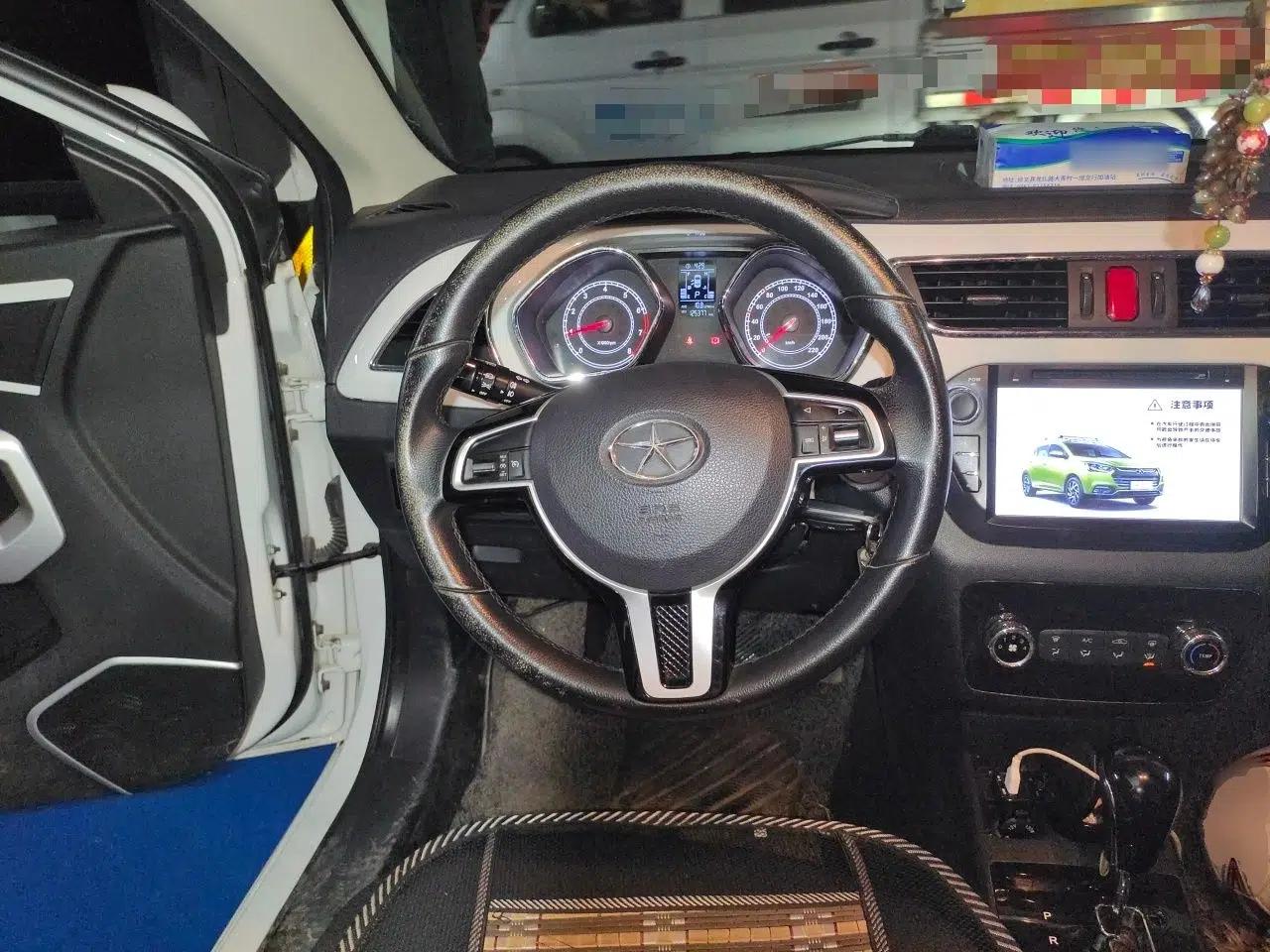 JAC Group Refine S2 2015 1.5L CVT Luxury Edition — миниатюра 11