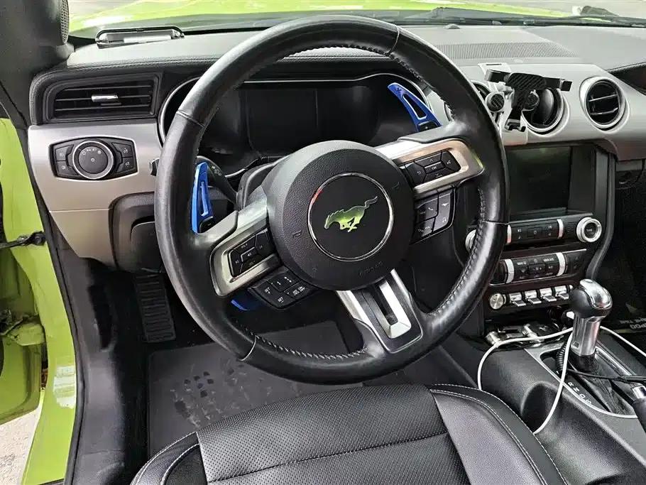 2020 Mustang 2.3L EcoBoost Performance Edition — миниатюра 15