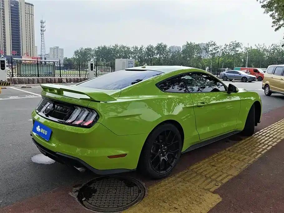 2020 Mustang 2.3L EcoBoost Performance Edition — миниатюра 3