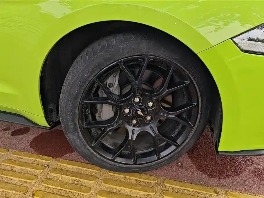 2020 Mustang 2.3L EcoBoost Performance Edition — миниатюра 6