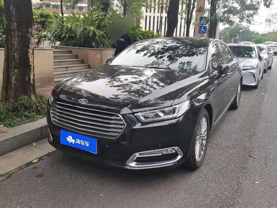 2015 Taurus EcoBoost 245 Luxury — миниатюра 1
