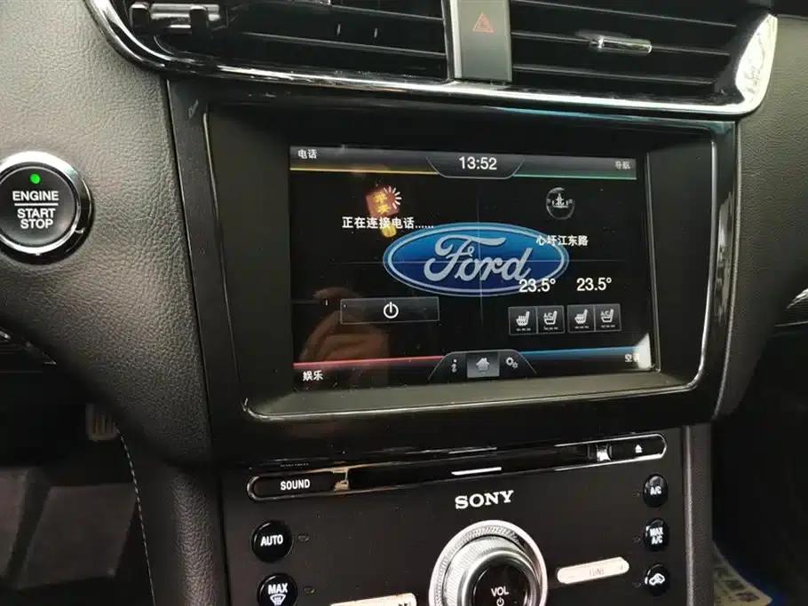 2015 Taurus EcoBoost 245 Luxury — миниатюра 13