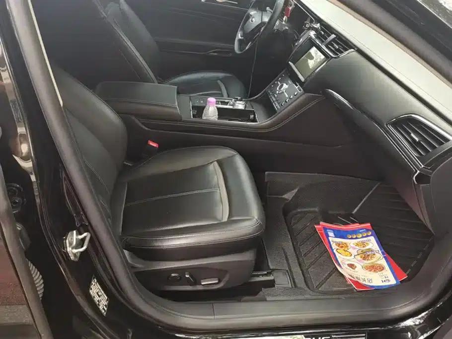 2015 Taurus EcoBoost 245 Luxury — миниатюра 8