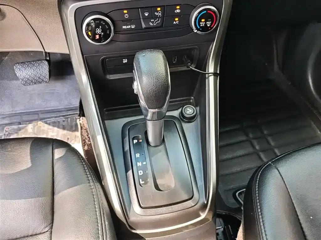 EcoSport 2018 1.5L Automatic Platinum Edition — миниатюра 14