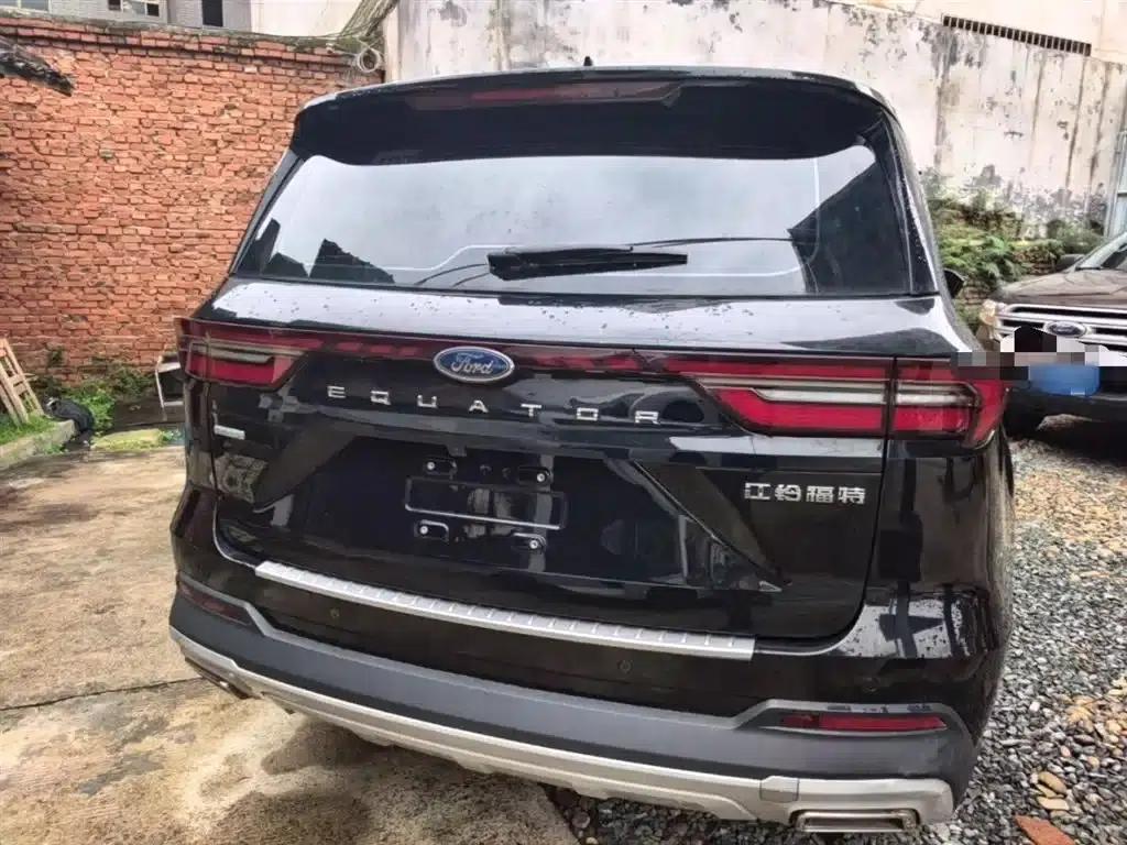 Lingyu 2023 EcoBoost 225 Platinum Edition 7-seater (2/2/3 seats) — миниатюра 6