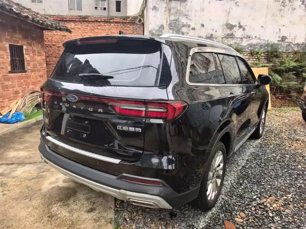 Lingyu 2023 EcoBoost 225 Platinum Edition 7-seater (2/2/3 seats) — миниатюра 7