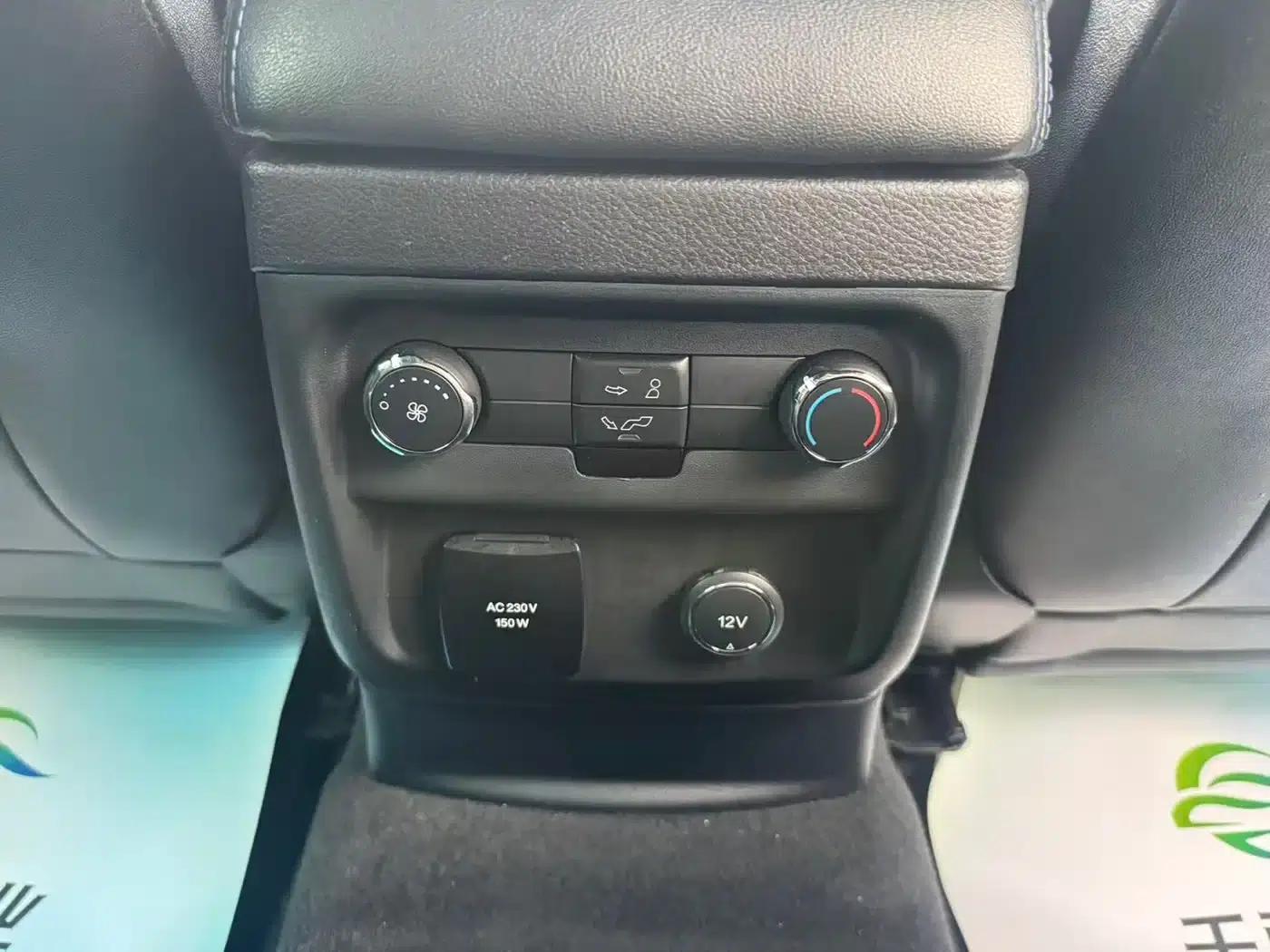 2020 Ford Everest Sport 2.3T Gasoline Automatic 4WD Flagship Edition 7-Seater — миниатюра 11