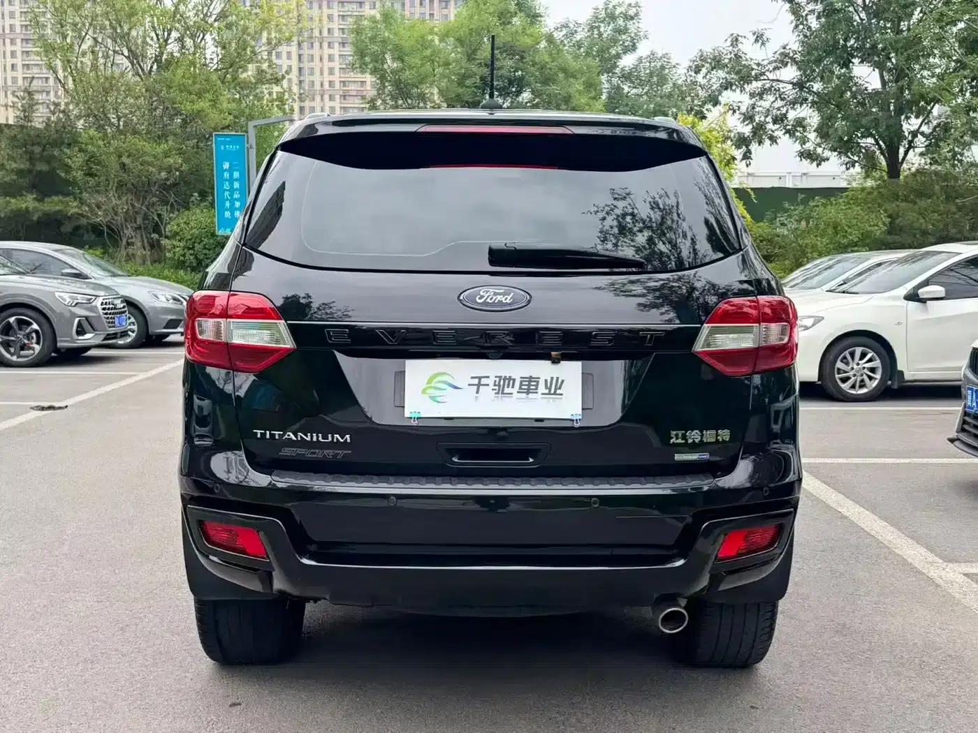 2020 Ford Everest Sport 2.3T Gasoline Automatic 4WD Flagship Edition 7-Seater — миниатюра 16