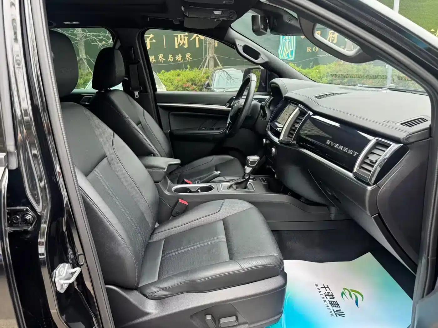 2020 Ford Everest Sport 2.3T Gasoline Automatic 4WD Flagship Edition 7-Seater — миниатюра 9