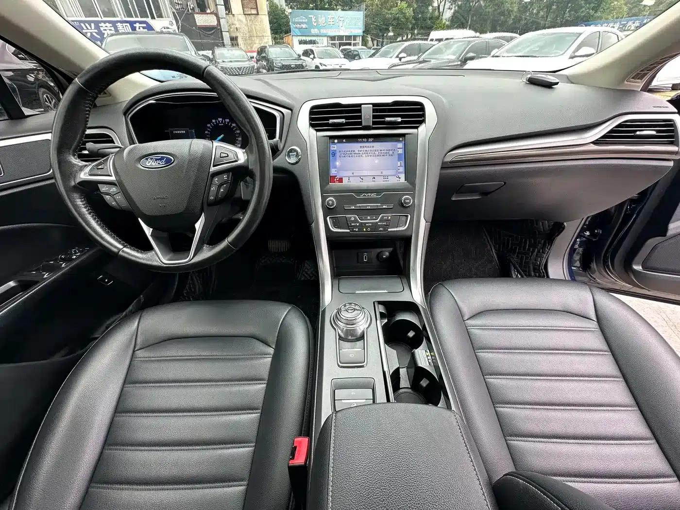 Mondeo PHEV 2018 2.0 PHEV Intelligent Control Fashion Model (National VI Emission Standard) — миниатюра 11