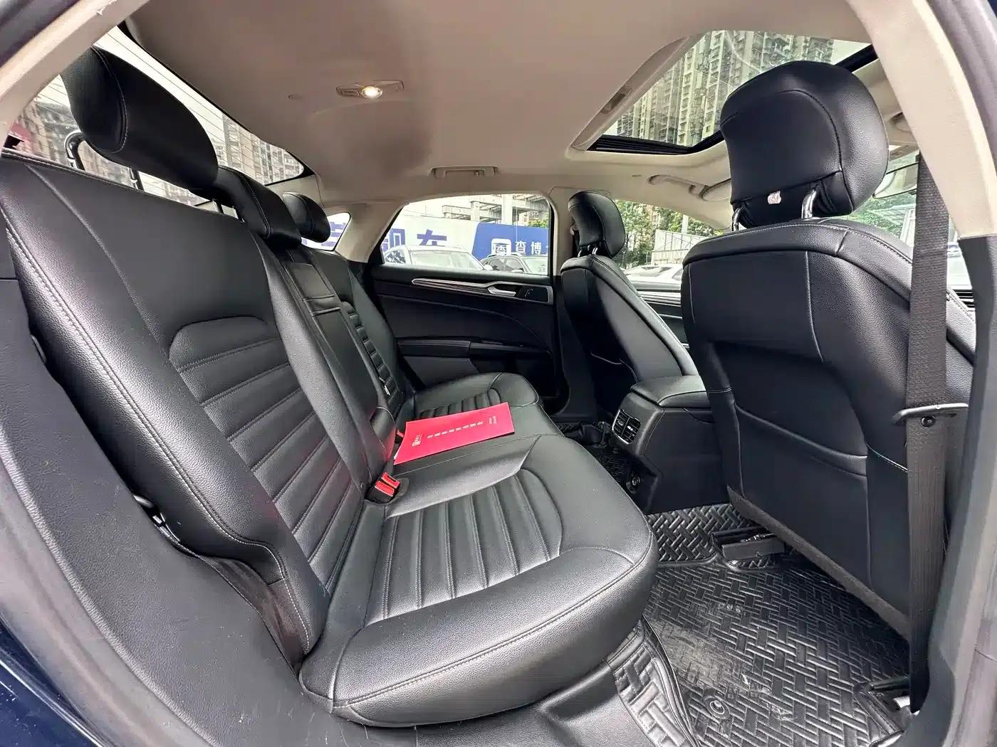 Mondeo PHEV 2018 2.0 PHEV Intelligent Control Fashion Model (National VI Emission Standard) — миниатюра 10