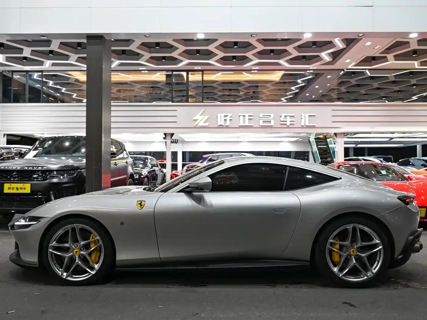 Roma 2020 3.9T V8 — миниатюра 4