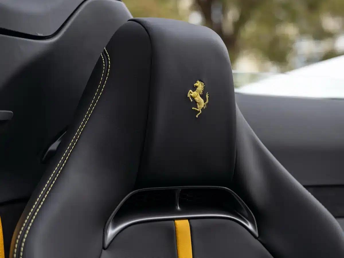 SF90 2021 3.9T V8 Spider — миниатюра 17